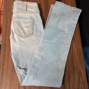 Ariat Women's Zayla Straight Light Blue Denim Jeans